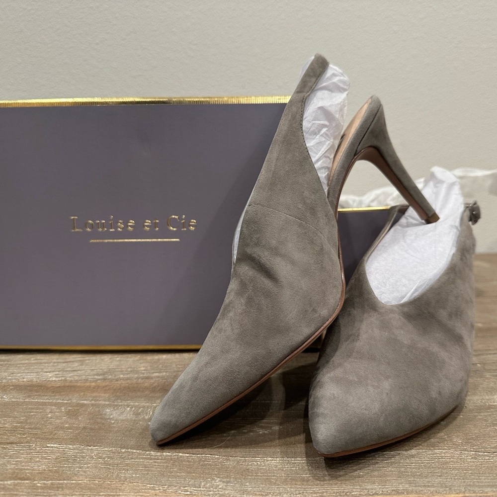 BRAND NEW beautiful river salt suede 3” sling back heel.